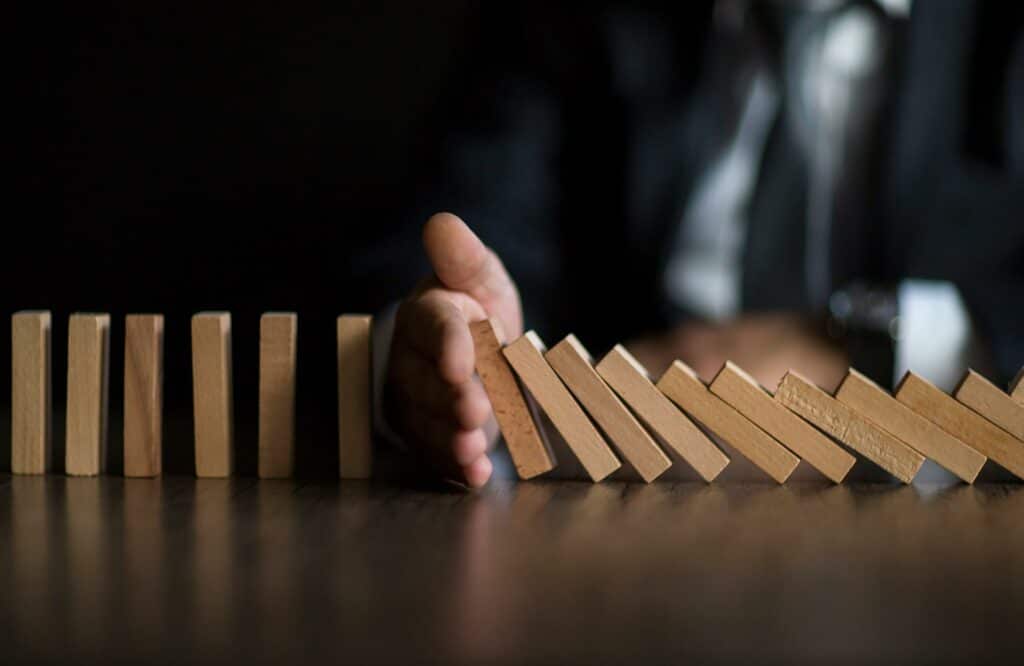 Intelligent Network Automation for the Cloud Era™ - iStock 1138429304 web